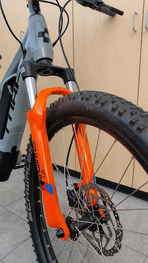 Fahrrad Cube Acid Hybrid 240 Kinder E Bike Bild 4