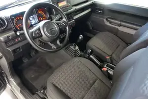 Suzuki Jimny Bild 5