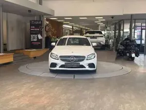 Mercedes-Benz C 200 Bild 18