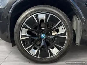 BMW iX3 Impressive // elektr. Anhängerkupplung // Laserlicht // Head-Up Bild 6