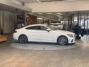 Mercedes-Benz C 200 Bild 14