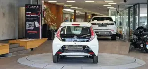 Toyota Aygo Bild 8