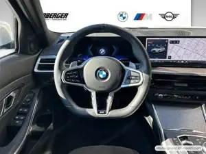 BMW 320d xDrive Touring G21 M Sportpaket Head-Up Bild 6
