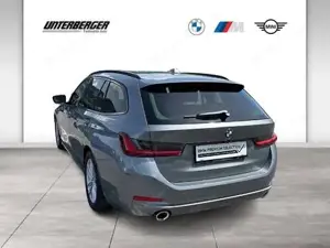 BMW 320xd er 320d xDrive Touring G21 B47 Head-Up Bild 2