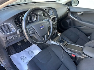 Volvo V40 Kinetic Bild 8