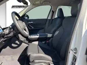 BMW X1 xDrive20d U11 B47 xLine Head-Up DAB LED RFK Bild 9