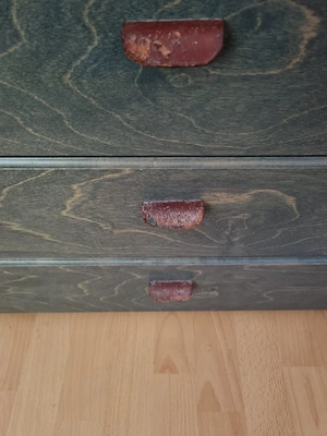 Kommode aus Massivholz Bild 5