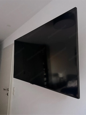 Samsung 43  Crystal UHD 4K Smart TV  Bild 2