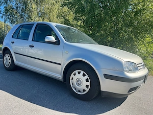 Vw Golf 4 Benzin Bild 3