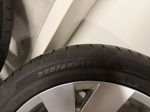 VW Original Alufelgen mit Sommerreifen   Golf 8 Variant Bild 4