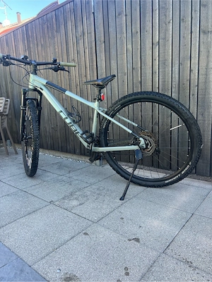 Mountainbike   Fahrrad CUBE Bild 4