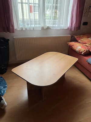 Wohnzimmertisch