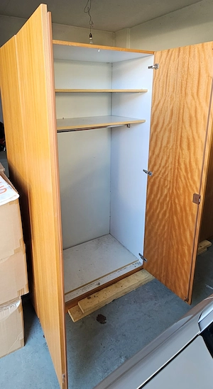 Kasten für Garage oder Keller  Bild 2