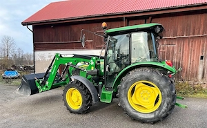 Traktor john deere 5075e Bild 3