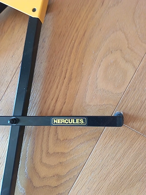 Kontrabass Ständer Hercules Bild 3