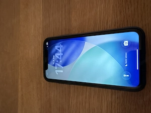Verkaufe IPHONE 11 64GB Bild 2