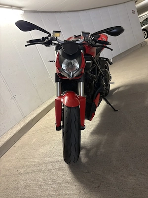 Ducati Streetfighter 1098 S Bild 6
