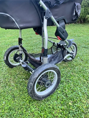 Kinderwagen zu verschenken Bild 2