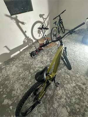 Cilo Blackrock CXM 04 E-MTB   nur 85 km   Bosch Performance CX   500 Wh Bild 2