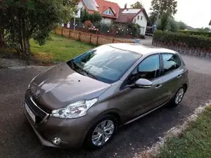 Peugeot 208 Bild 3