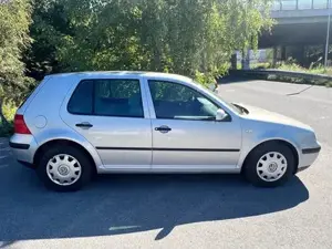Vw Golf 4 Benzin Bild 9