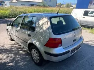 Vw Golf 4 Benzin Bild 5