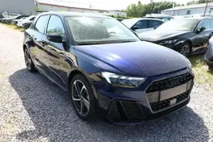 Audi A1 S line SB LED+ SportS CarPlay Kam 17Z Keyless 1... Bild 2