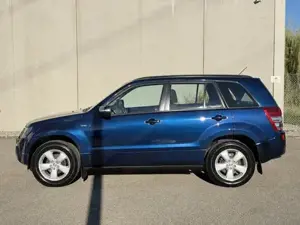 Suzuki Grand Vitara 1.9D Allrad NUR 80.000 KM TÜV NEU Bild 7