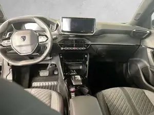 Peugeot 2008 Bild 8