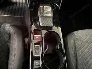 Peugeot 2008 Bild 18