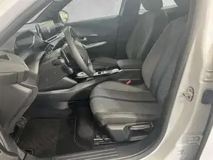 Peugeot 2008 Bild 5