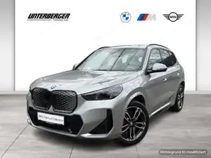 BMW iX1 eDrive20 M Sportpaket Pro // elektr. Sitzverstellung // Driving Assi. Plus //