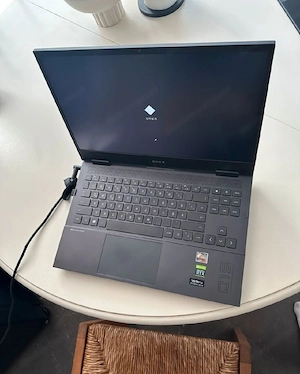 HP Omen Gaming Laptop 15,6 Zoll QHD, Ryzen 7 & RTX 3070 Bild 2