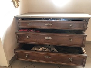 Antike Kommode mit Steinplatte Bild 3