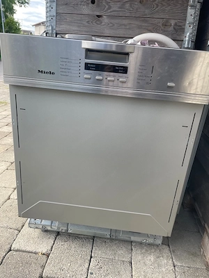 Miele G1220 SCI zu verschenken