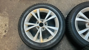 Alfa Romeo Giulietta 940 Original 16 Zoll Alufelgen mit Bridgestone Winterreifen Bild 8