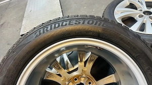 Alfa Romeo Giulietta 940 Original 16 Zoll Alufelgen mit Bridgestone Winterreifen Bild 9