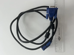 Original Samsung VGA-Kabel BN39-00244H   D-Sub auf D-Sub   150 cm schwarz Bild 2