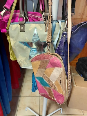 Div.Taschen und. Rucksäcke Bild 5
