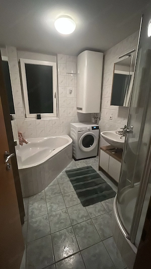 Helle 3-Zimmer-Wohnung, 1. OG, Top-Lage im Hatlerdorf! Bild 4
