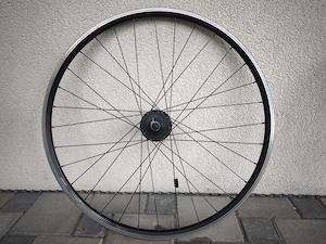Laufrad Fahrrad Felge mit Nabendynamo V-Brake 19C x 622 28" Bild 2