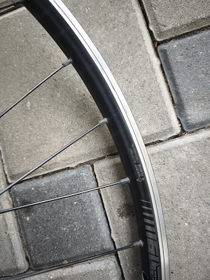 Laufrad Fahrrad Felge mit Nabendynamo V-Brake 19C x 622 28" Bild 10