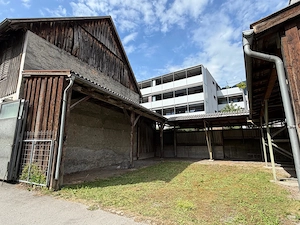 Stellplatz Garage PKW Anhänger Camper Wohnmobil Wohnwagen Lagerflächen Oldtimer Bild 5