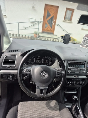 VW Sharan  Bild 3