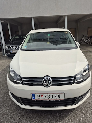 VW Sharan  Bild 5