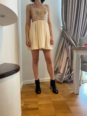 Weißes Kleid Bild 3