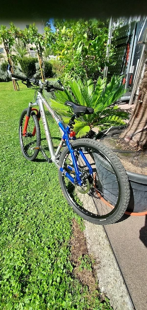 Fahrrad  Bulls MBT 26" Jugend  RH:42cm Bild 3