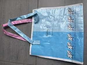 Geschenktasche name it newborn mit Klettverschluß Bild 2