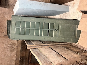 Alte Fenster und Fensterläden Holz Bild 5