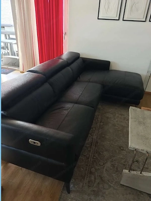 Schwarze Leder-Couch - elektrisch verstellbar Bild 3